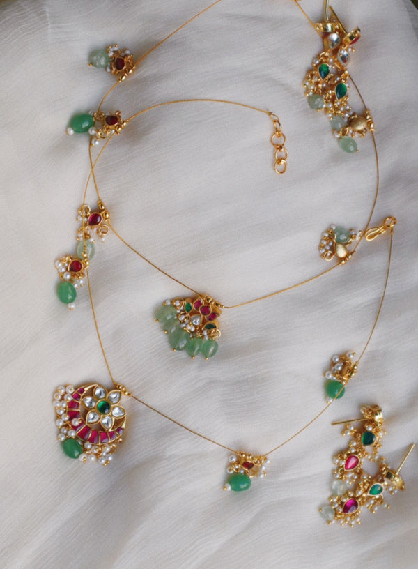 Malika string necklace set
