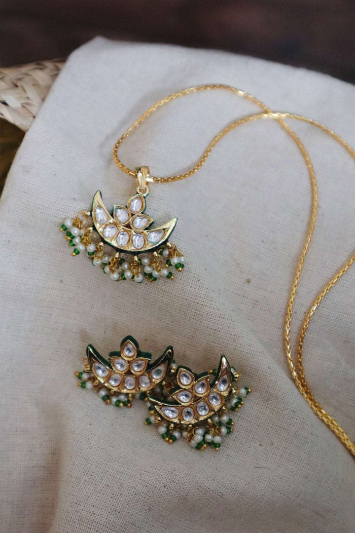 Chand Tara Set (necklace and earrings)