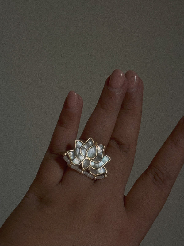 Lotus Ring
