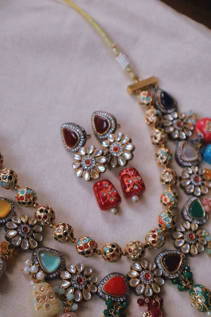 Meera Haar (with earrings)