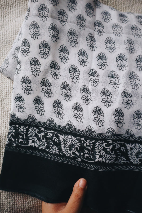 White and Black (flower print)