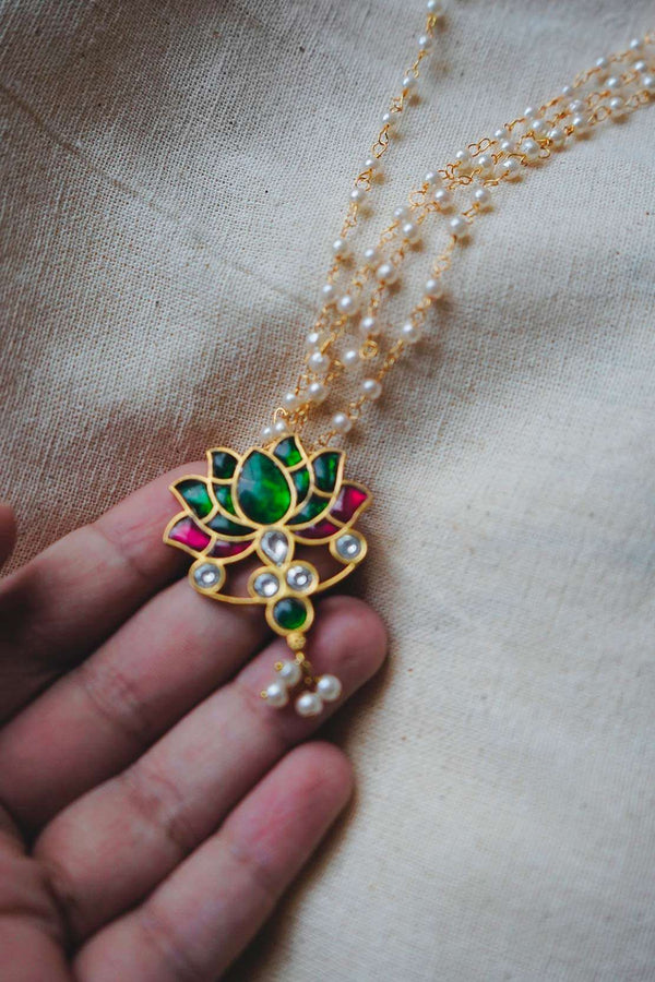 Heer Necklace