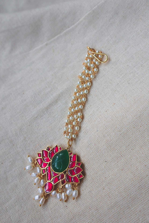 Roohi Teeka